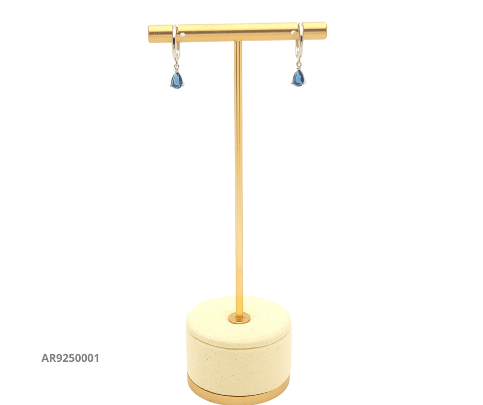 Aretes tipo argolla con piedra azul en gota