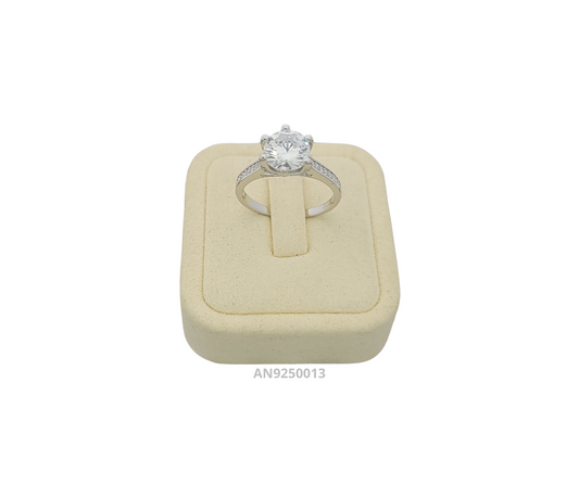 Anillo de plata 925 zirconia central