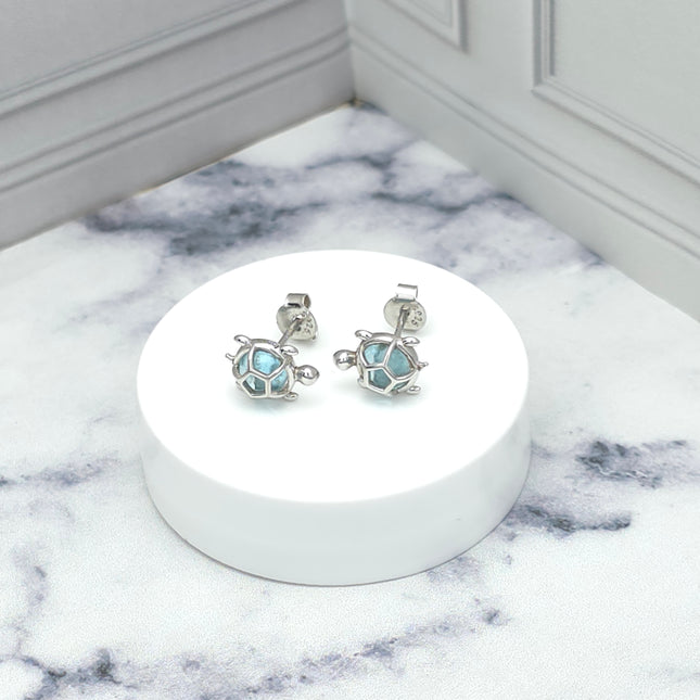 Aretes con diseño de tortuga y piedra turquesa