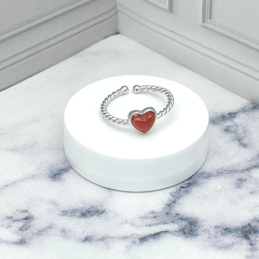 nillo de Corazón Rojo y aro trenzado