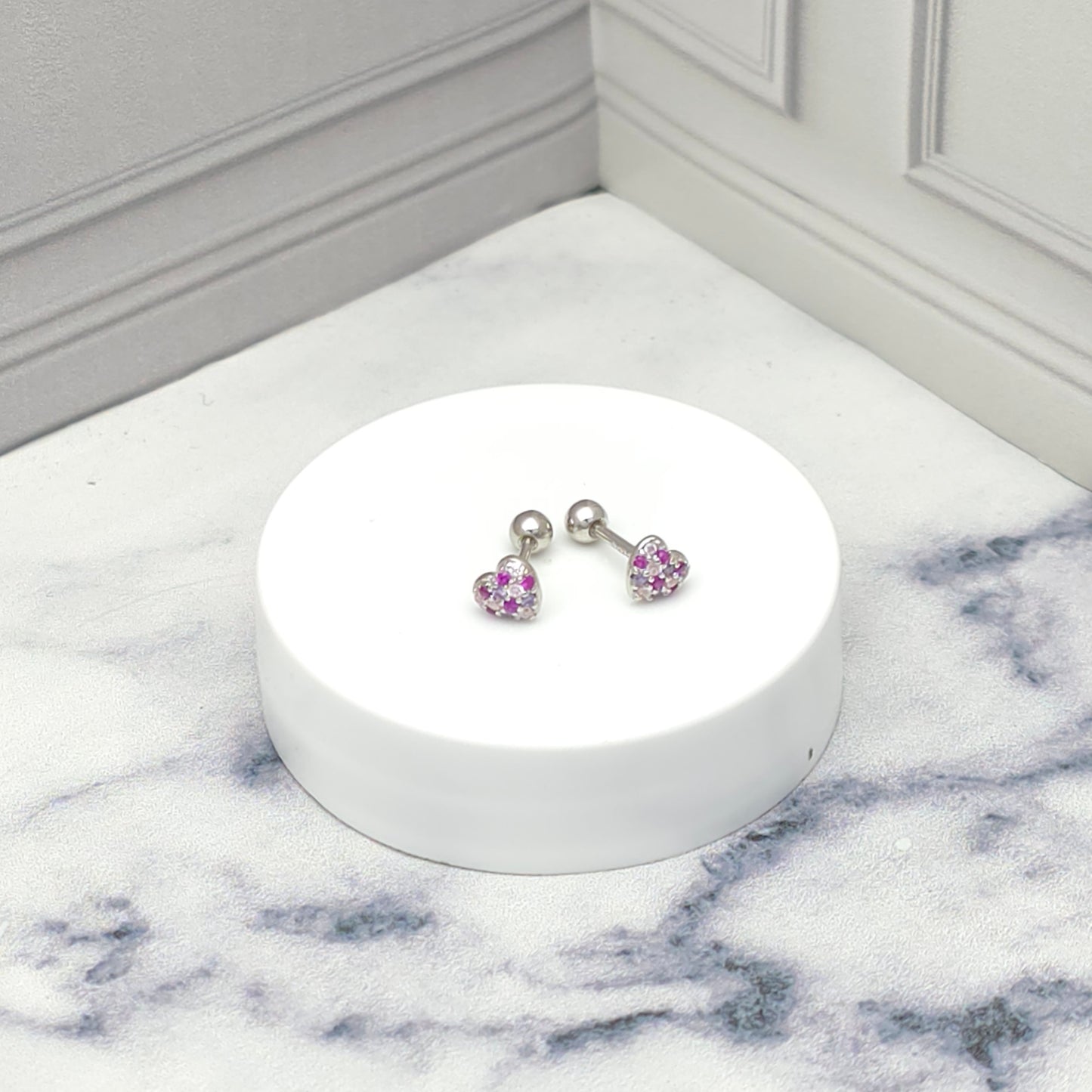 Aretes de plata con corazón multicolor