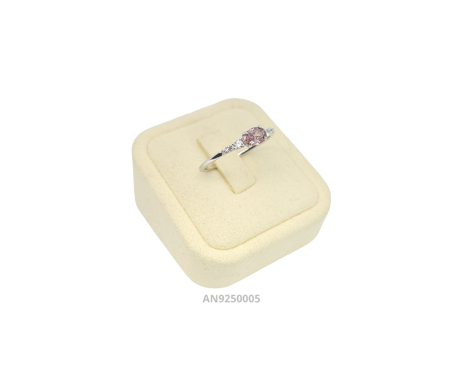 Anillo de plata 925 circonia ovalada rosa