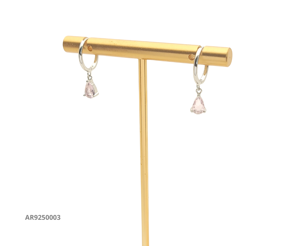 Aretes de plata con cuarzo rosa en corte lágrima