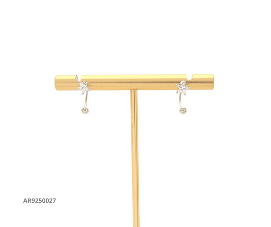 Aretes estrella y detalle colgante