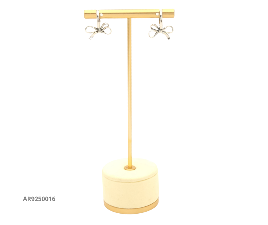 Aretes tipo argolla con dije de moño