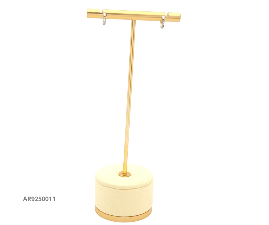 Aretes tipo argolla con circonias