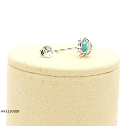 Aretes con diseño de tortuga y piedra turquesa