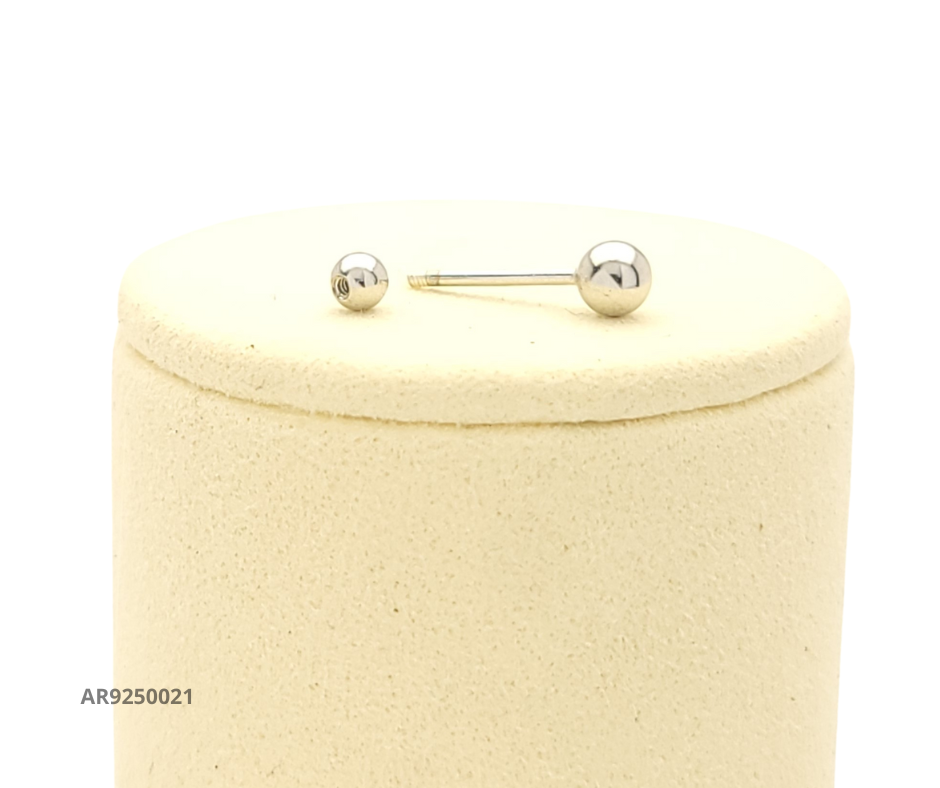 Aretes tipo botón liso