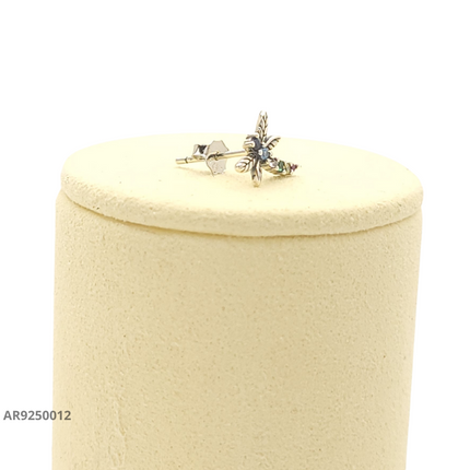 Aretes con diseño de libélula y piedras multicolor