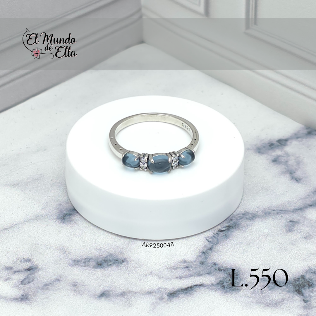 Anillo de Piedras Azules