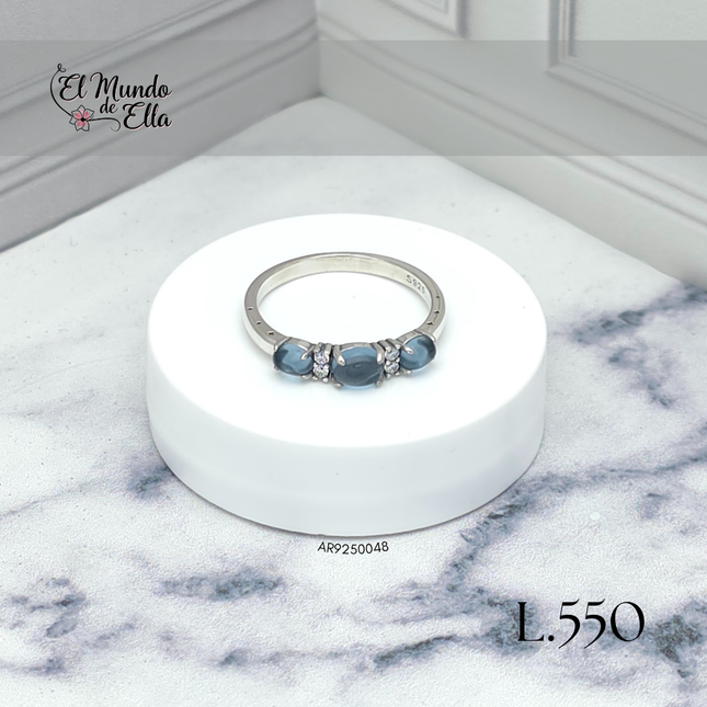 Anillo de Piedras Azules