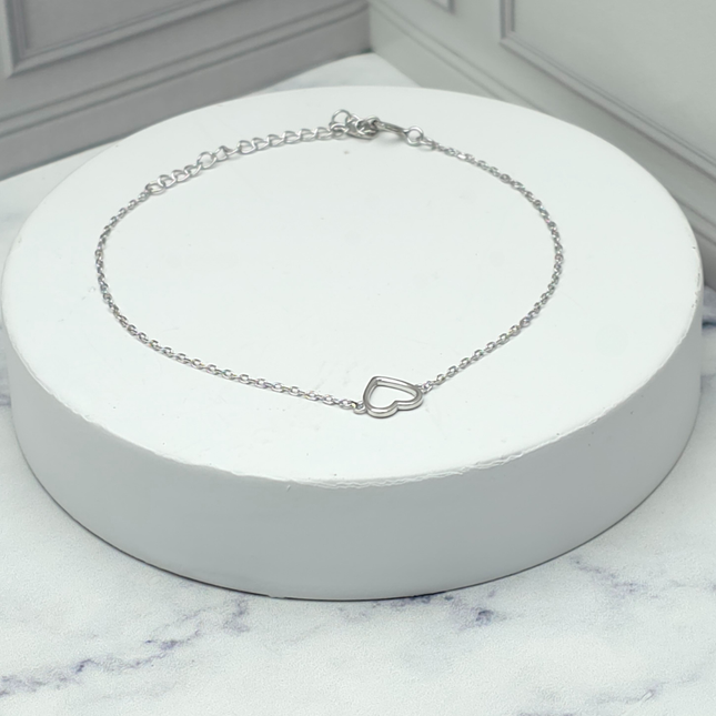 Pulsera de plata con corazón calado