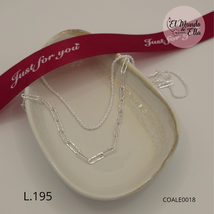 Collar Doble en Capas con Eslabones