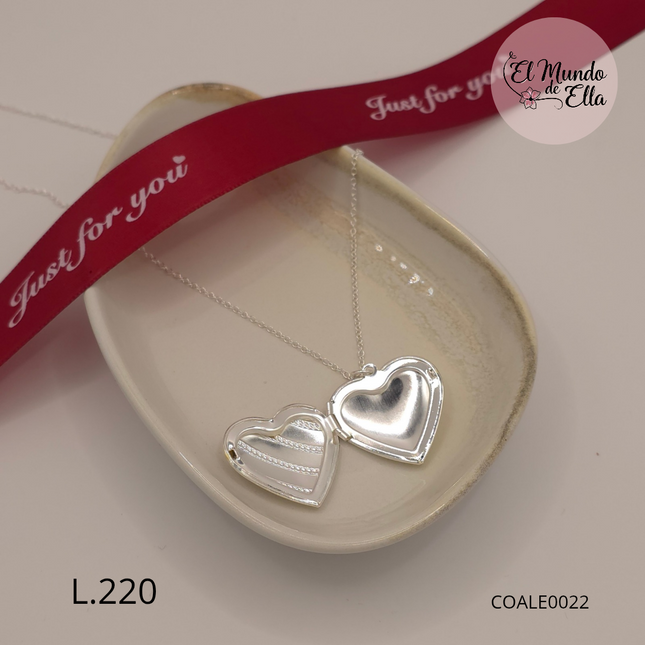 Collar Dije porta-retrato en forma de corazón